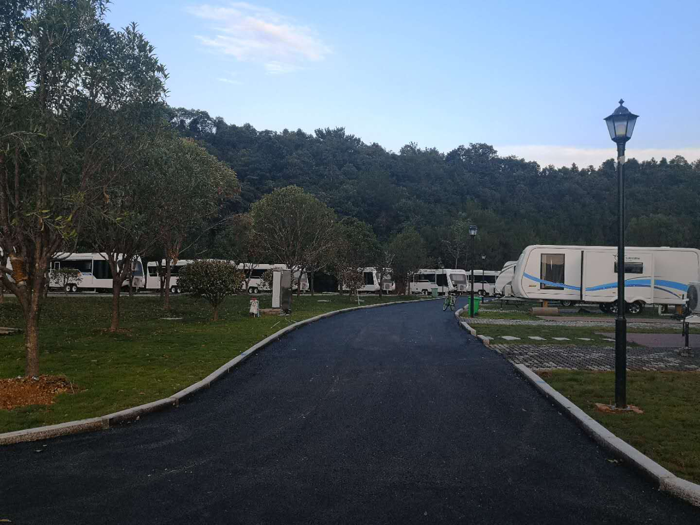 1533173669393654.png 图片1.png