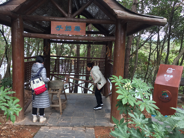 1543457452129405.png 图片1.png
