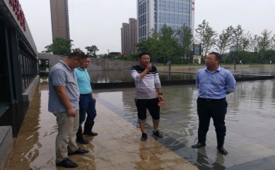 一面党旗，，，就是一份信仰 一名党员，，，就是一份责任担任