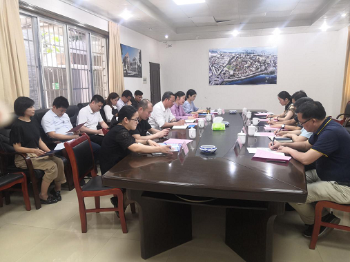 ?市文旅集团与遵义学院访召开企拓岗座谈会
